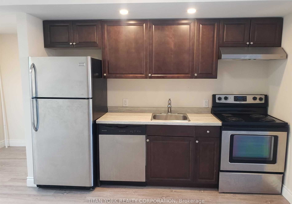 2904a-danforth-avenue-toronto-ontario-e12324461