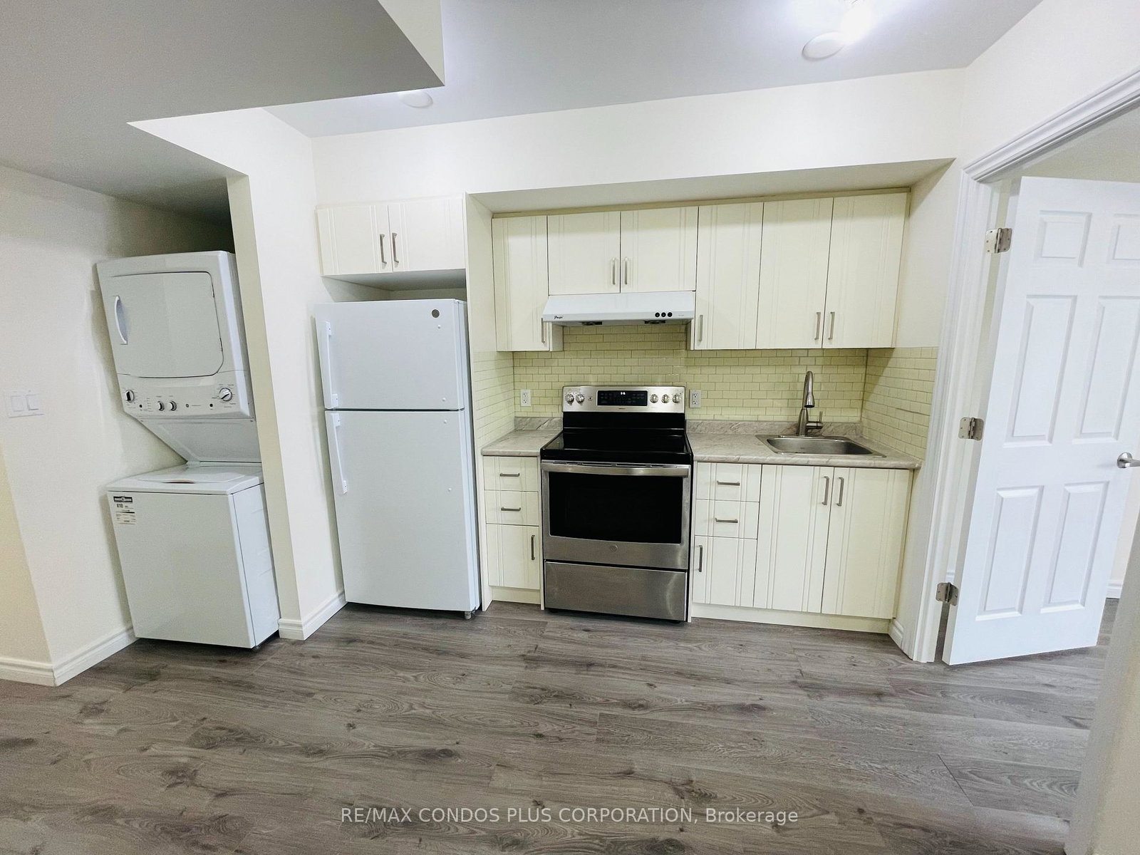 721-danforth-avenue-east-york-ontario-e12324613