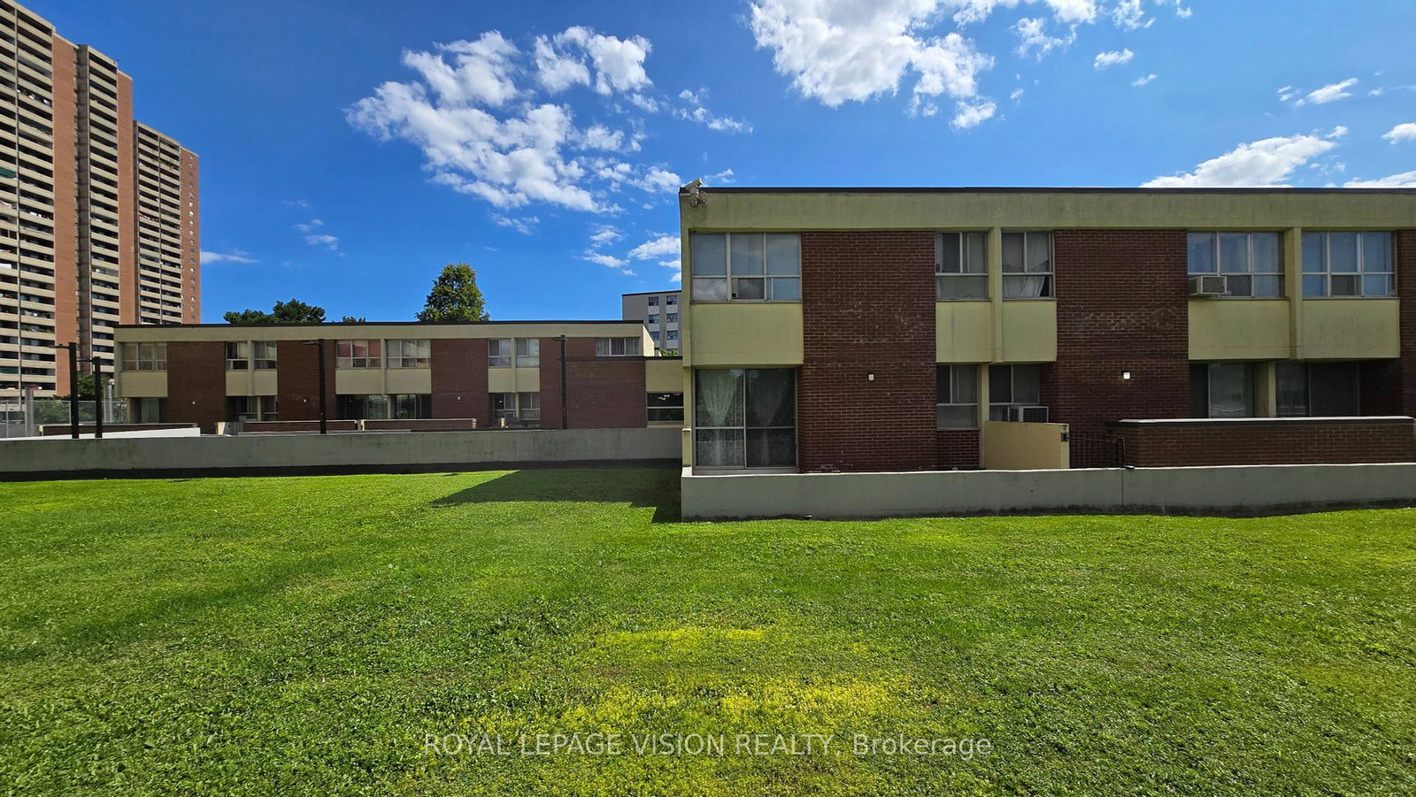 10-crescent-town-road-east-york-ontario-e12325340