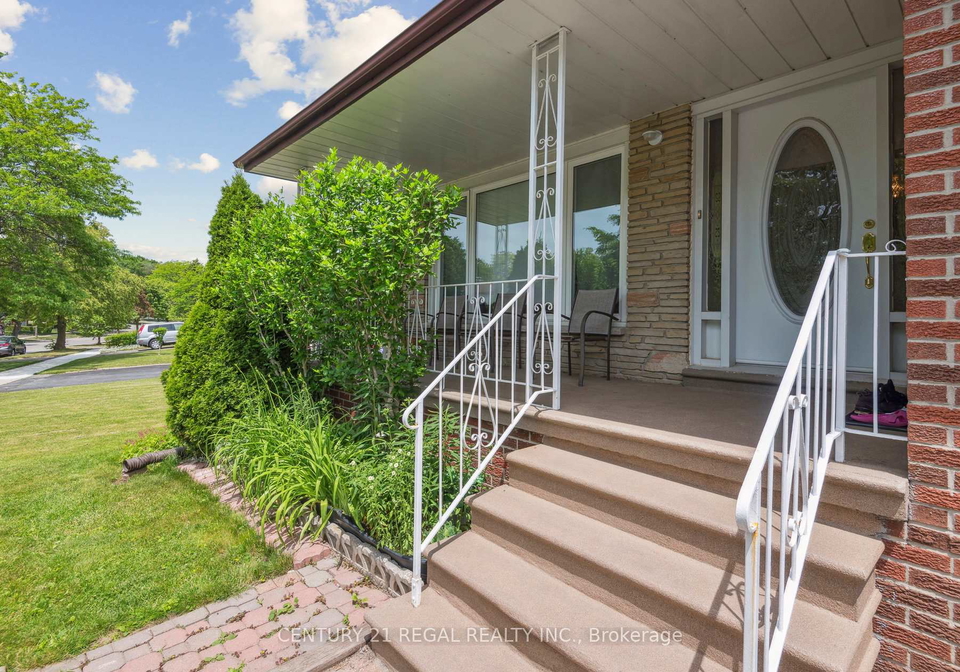 152-weir-crescent-scarborough-ontario-e12325387