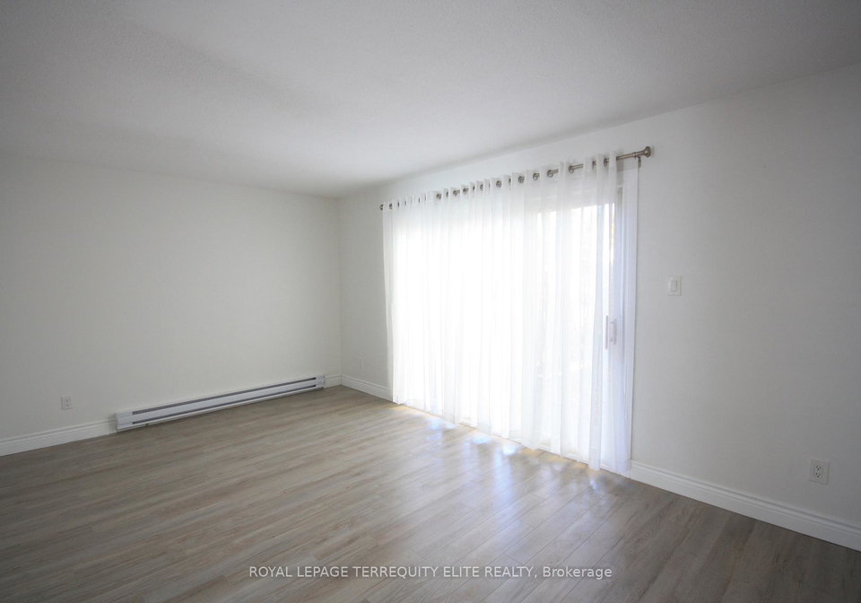 70-cass-avenue-scarborough-ontario-e12325443