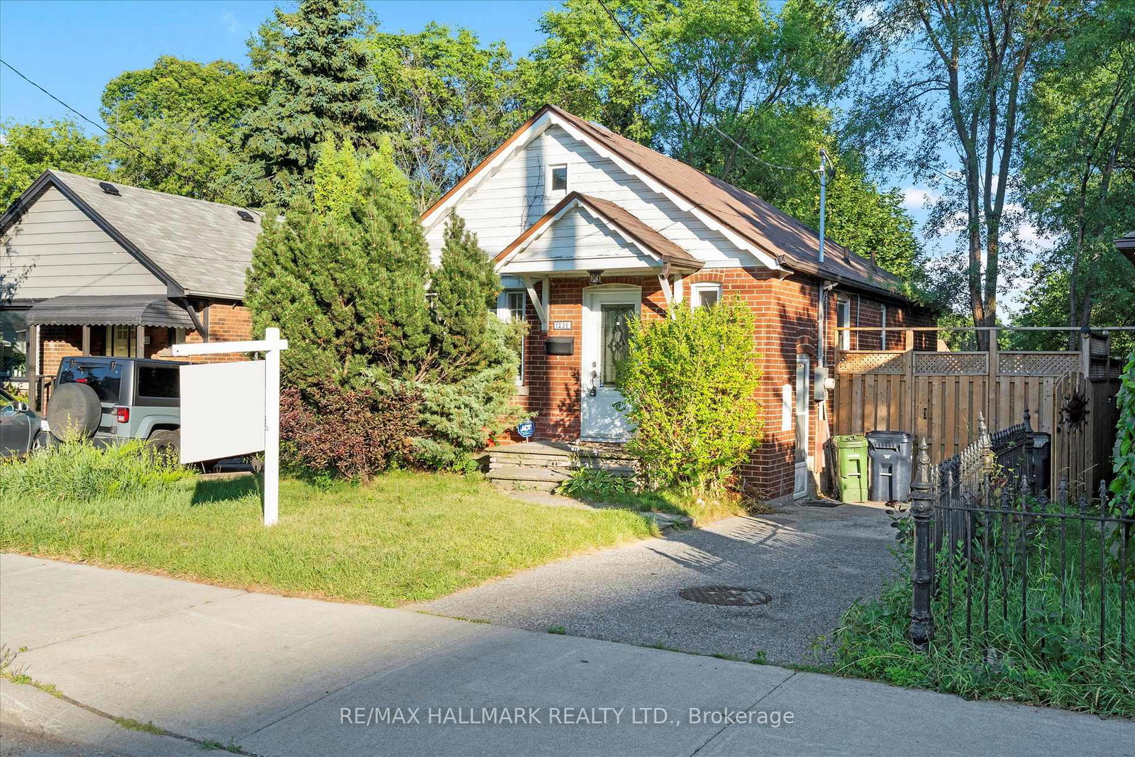 1231-kingston-road-scarborough-ontario-e12325466