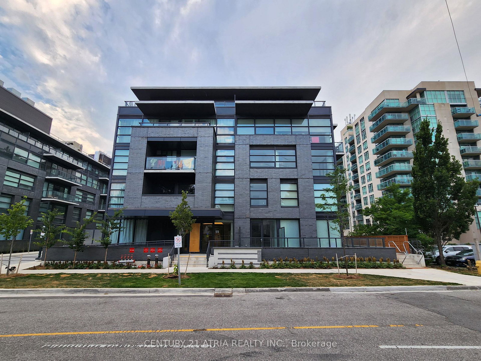 1604-charles-street-whitby-ontario-e12325507