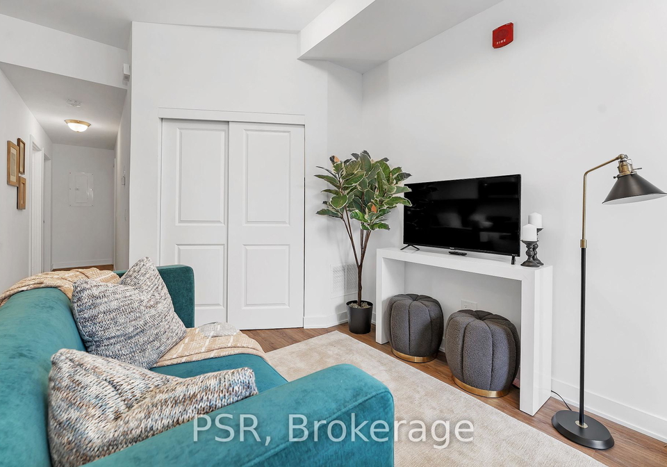 39-danforth-road-scarborough-ontario-e12326151