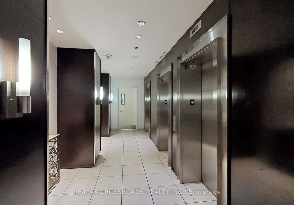 38-lee-centre-drive-scarborough-ontario-e12326338