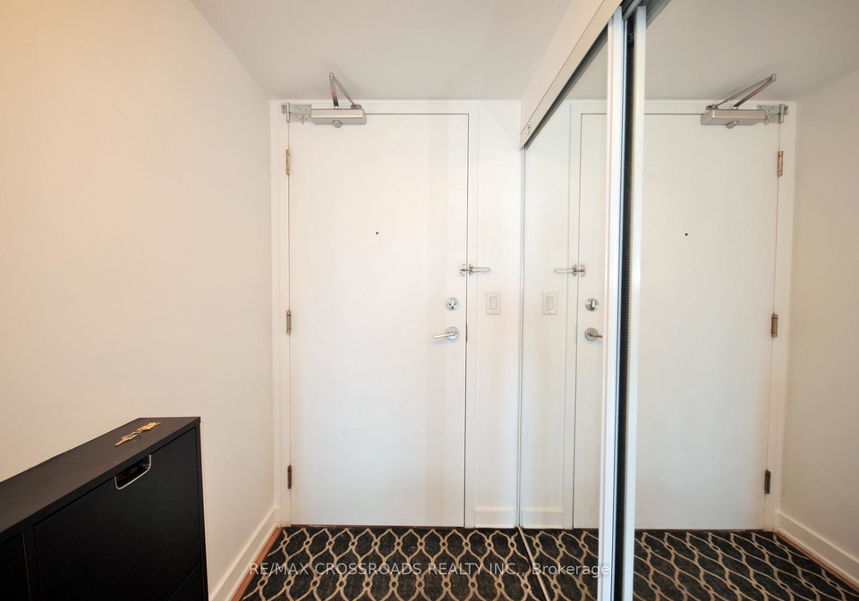 38-lee-centre-drive-scarborough-ontario-e12326338