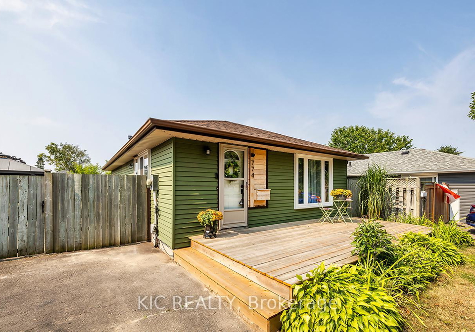 774-edna-court-oshawa-ontario-e12326577