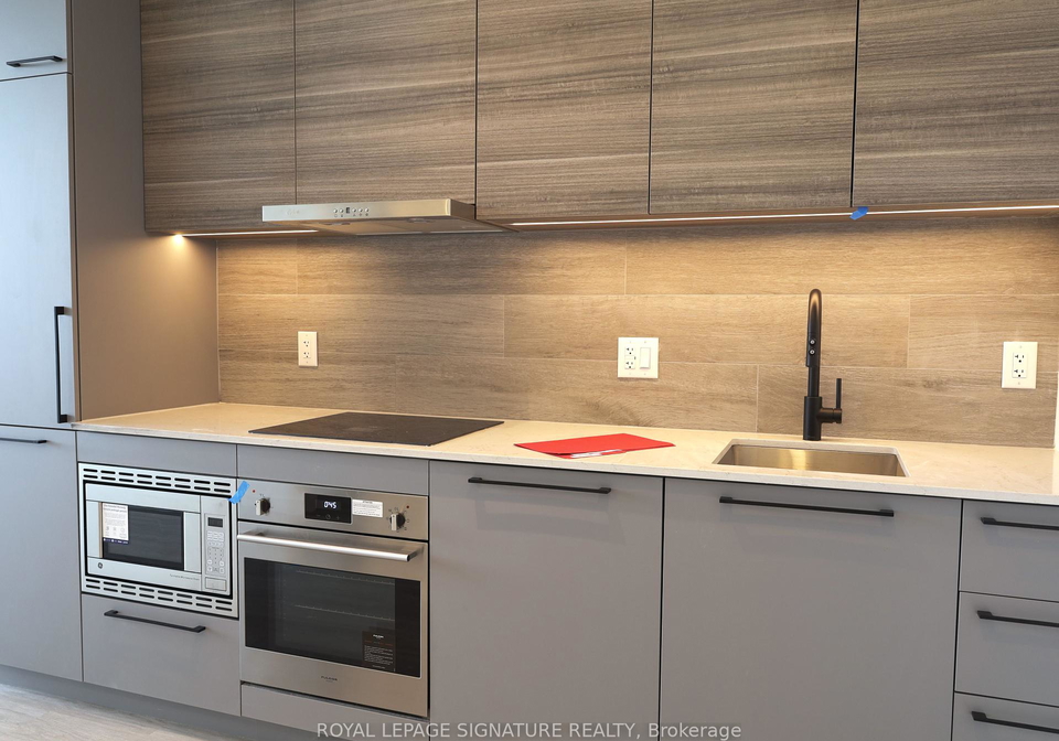 1050-eastern-avenue-toronto-ontario-e12326729