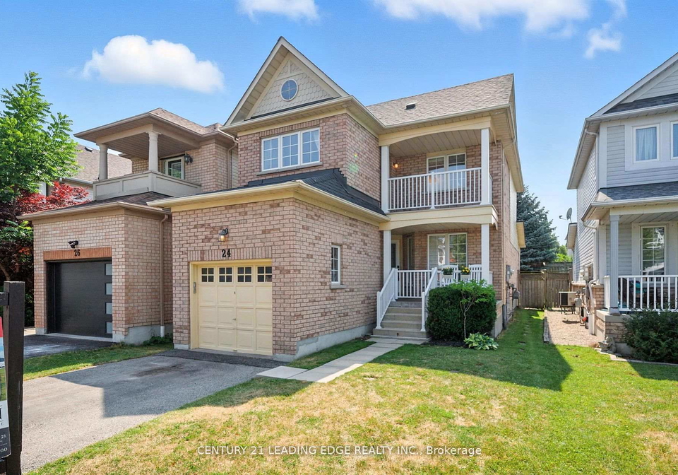 24-steamer-drive-whitby-ontario-e12326816