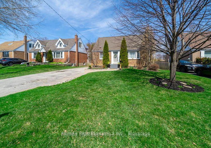 82-colonial-avenue-scarborough-ontario-e12327236
