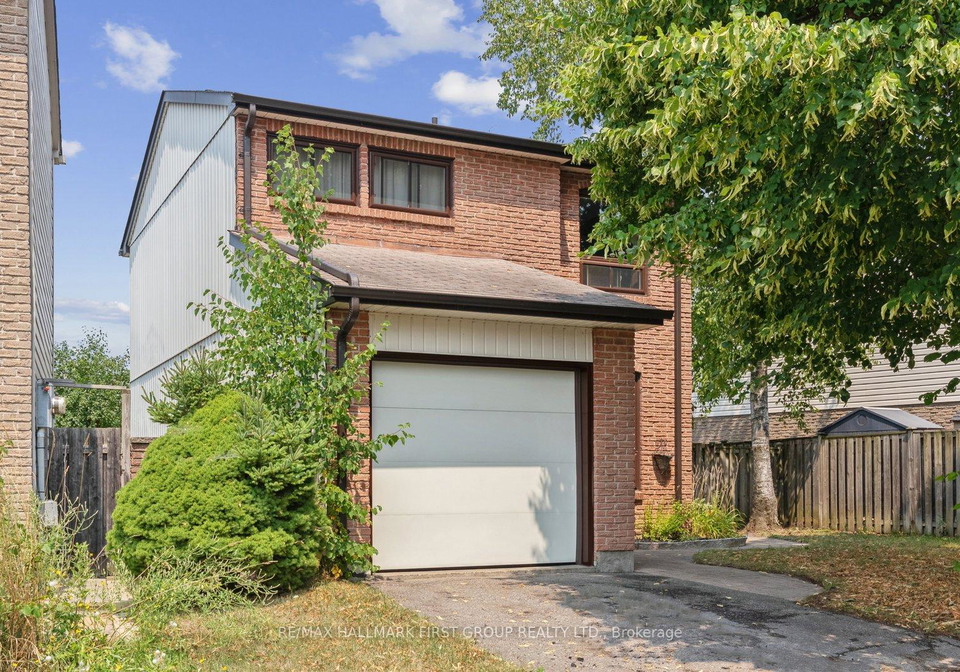 136-rands-drive-n-n-ajax-ontario-e12327483