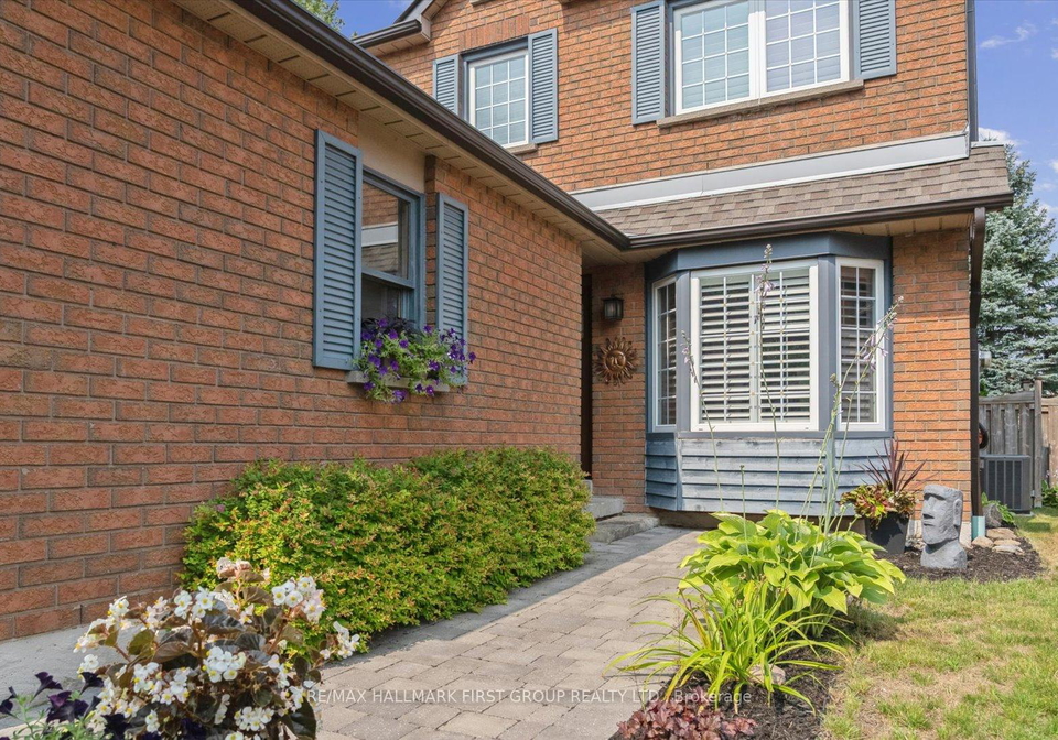 274-lancrest-street-pickering-ontario-e12327611