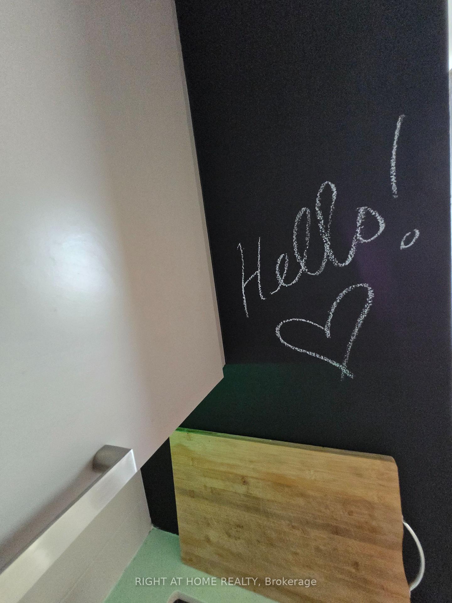 2301-e-danforth-avenue-e-e-toronto-ontario-e12327629