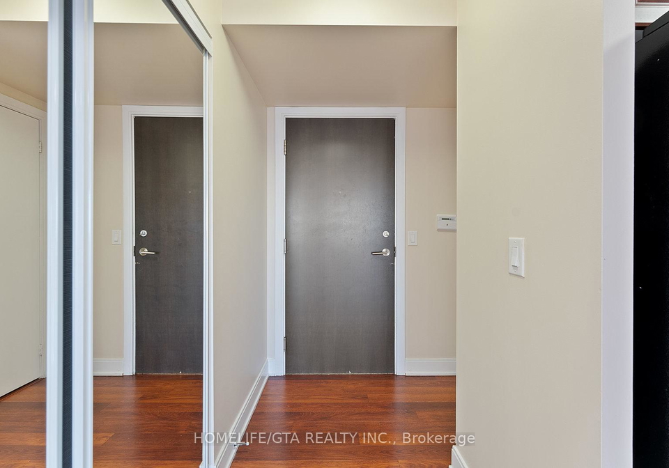 135-village-green-square-scarborough-ontario-e12327822