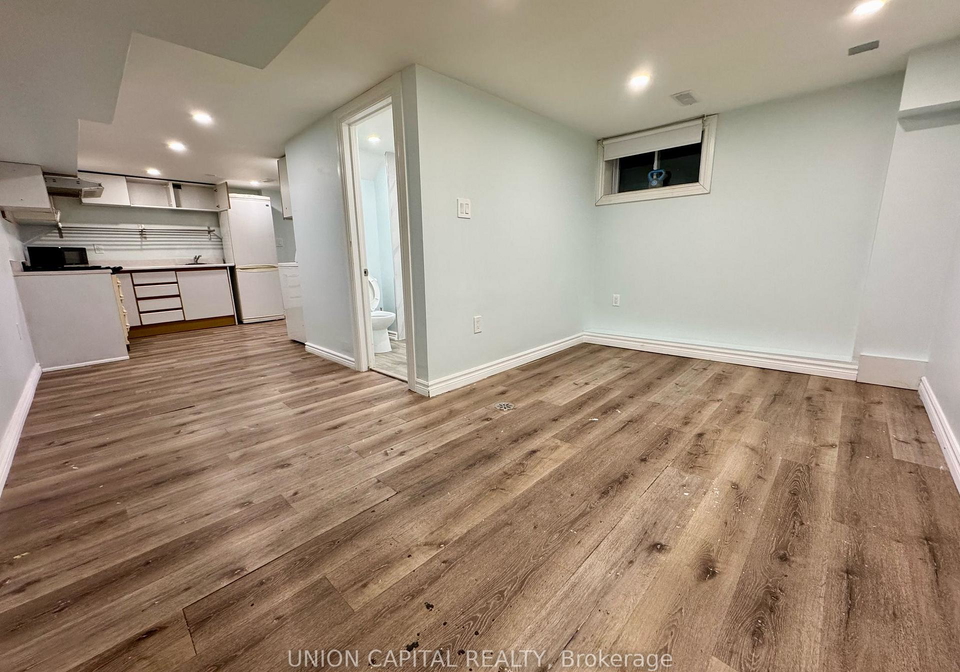 96-hiawatha-road-toronto-ontario-e12329165