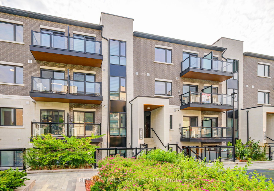 60-morecambe-gate-scarborough-ontario-e12329192