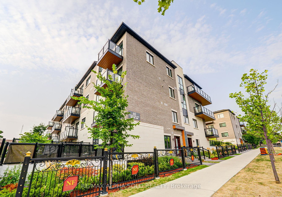 60-morecambe-gate-scarborough-ontario-e12329192