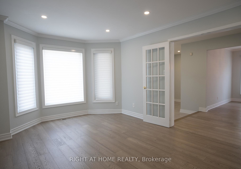 590-springview-drive-pickering-ontario-e12329382