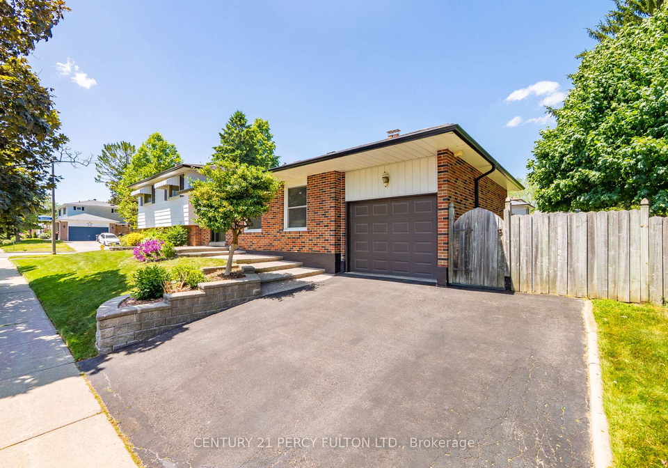 50-chapais-crescent-scarborough-ontario-e12329496