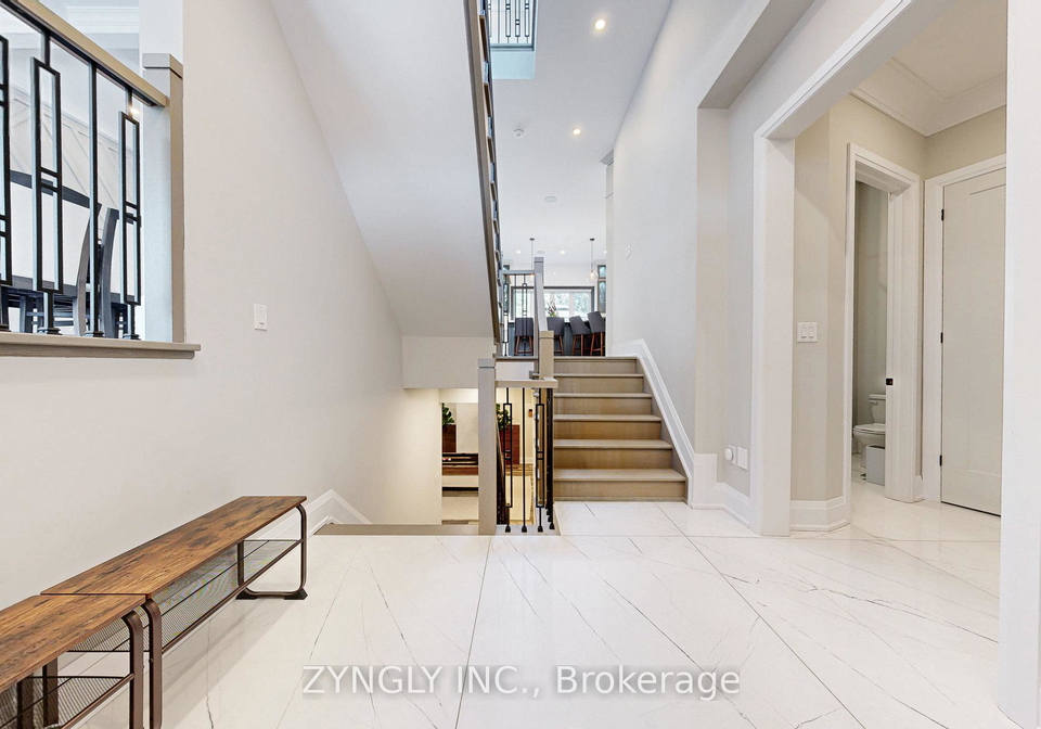 1785-spartan-court-pickering-ontario-e12329723