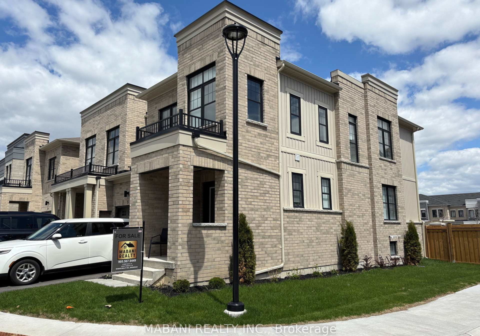 1-king-george-way-clarington-ontario-e12329862