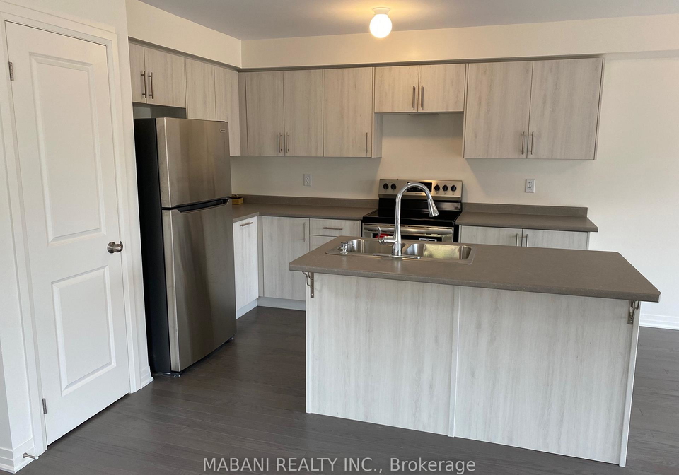1-king-george-way-clarington-ontario-e12329862