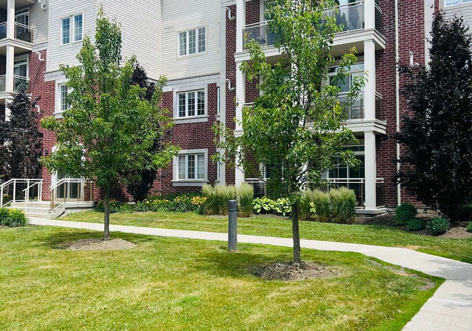 80-aspen-springs-drive-clarington-ontario-e12330341