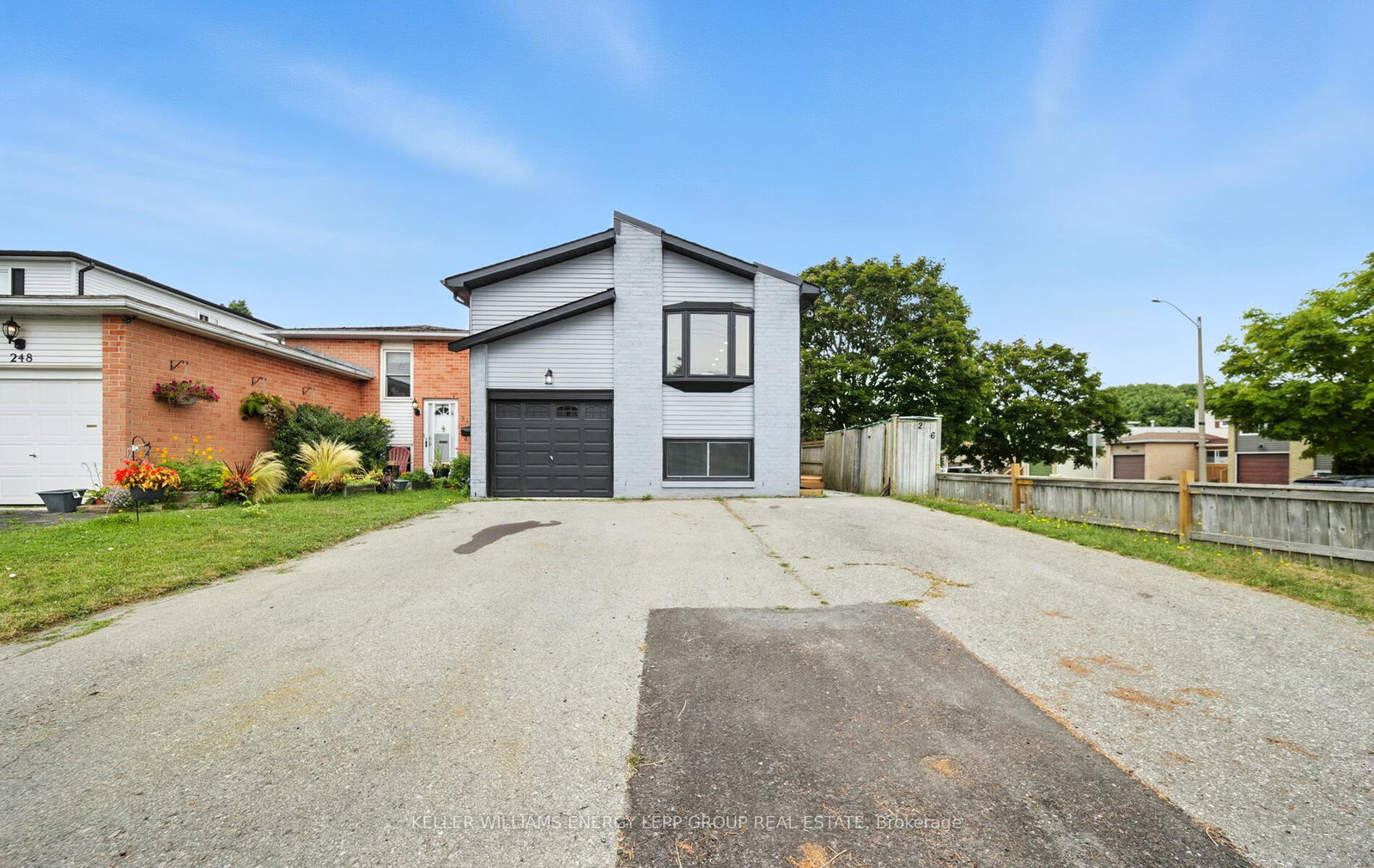 246-lakeview-park-avenue-oshawa-ontario-e12330702
