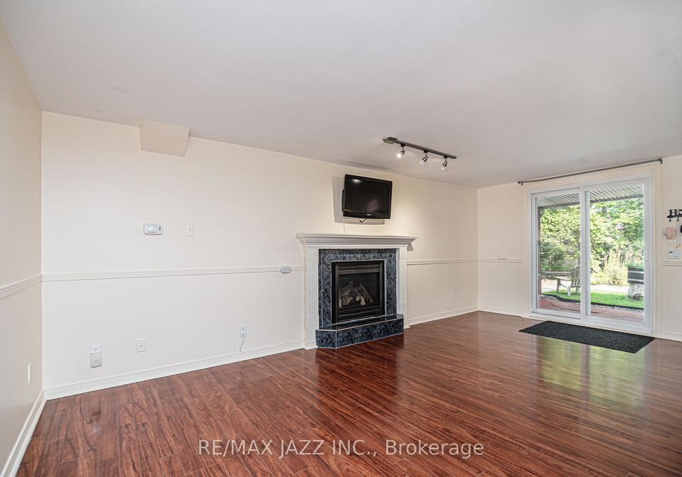 30-love-crescent-ajax-ontario-e12330853