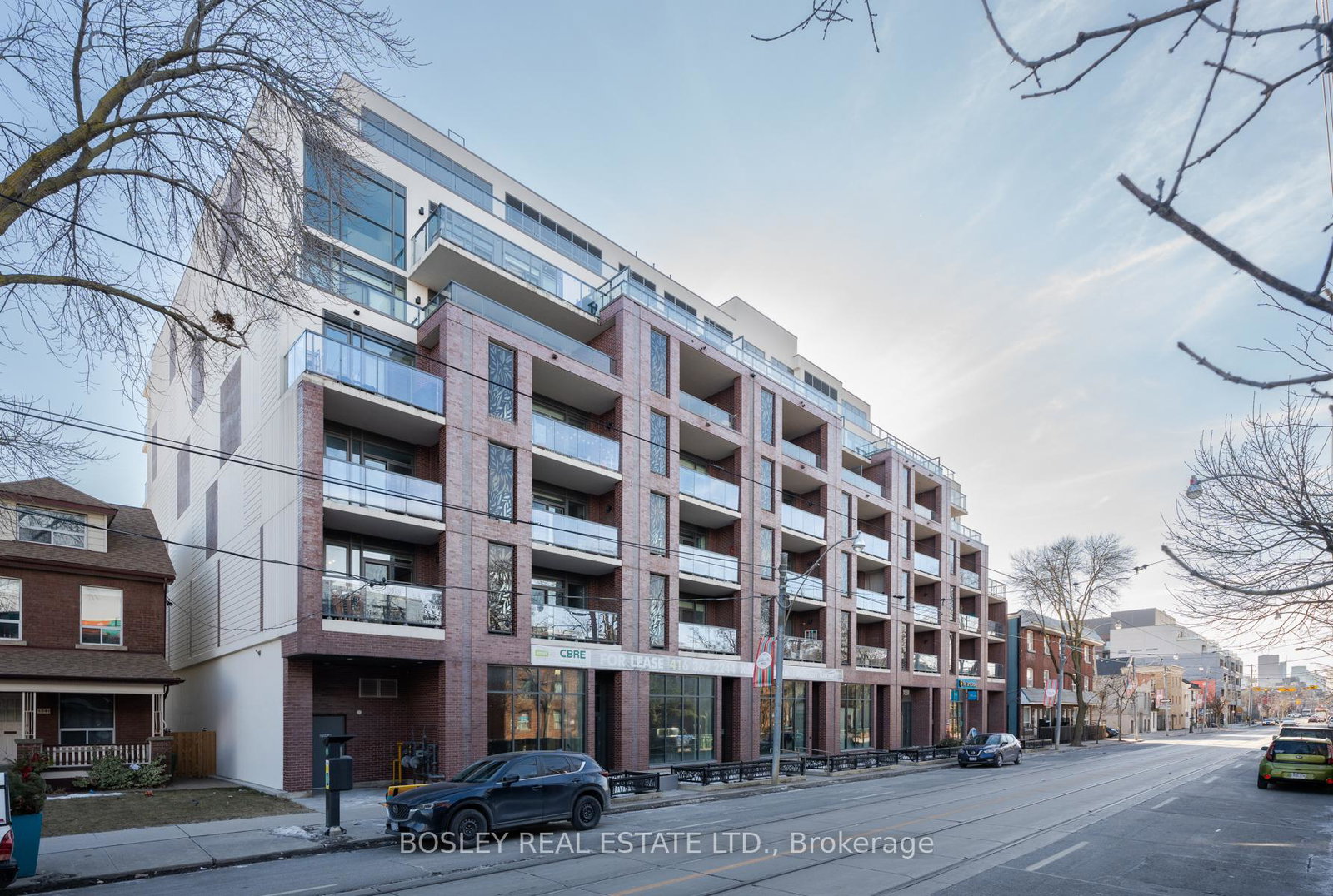 1331-queen-street-e-toronto-ontario-e12330981