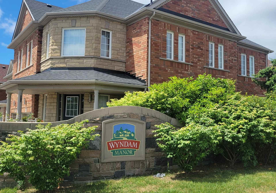 2-thackery-drive-ajax-ontario-e12331083