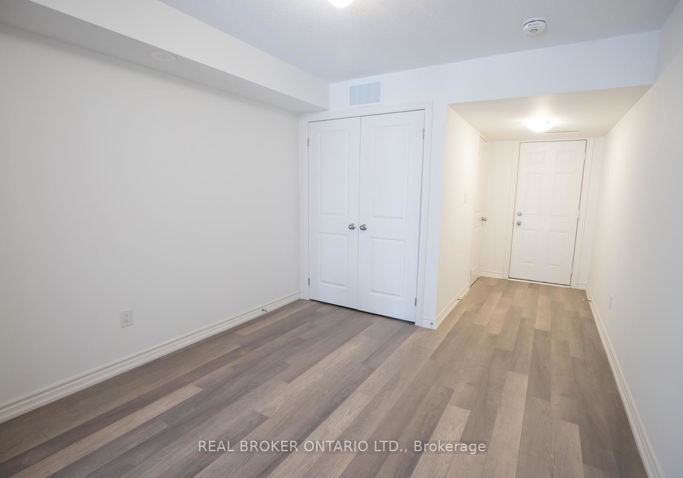 2574-ladyfern-crossing-pickering-ontario-e12331775