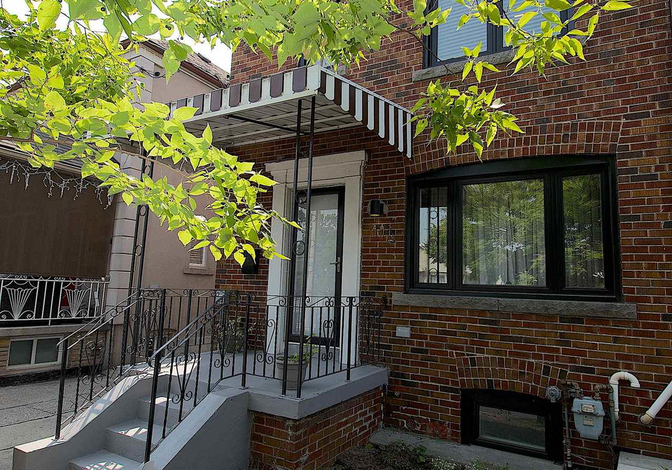 491-cosburn-avenue-east-york-ontario-e12331814