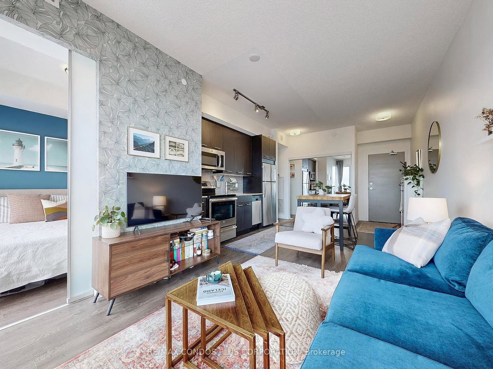 2055-danforth-avenue-toronto-ontario-e12332140