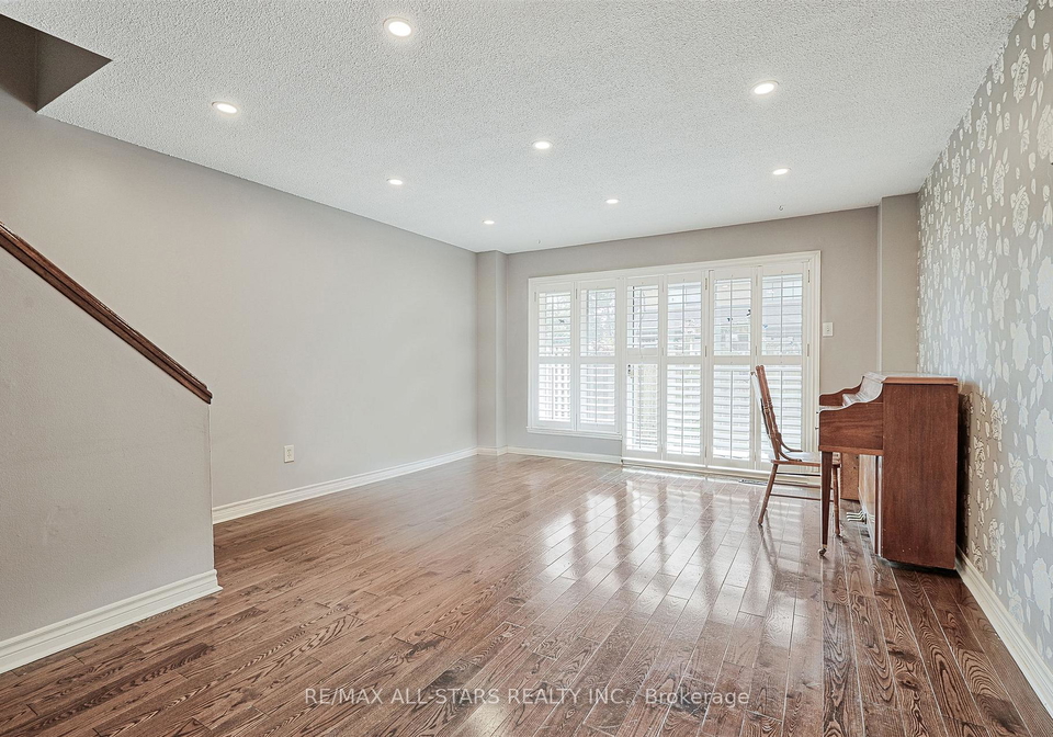 30-livingston-road-scarborough-ontario-e12332227