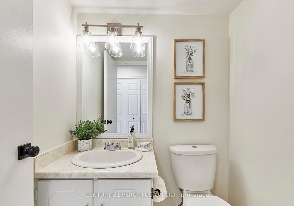 55-william-street-e-oshawa-ontario-e12332321
