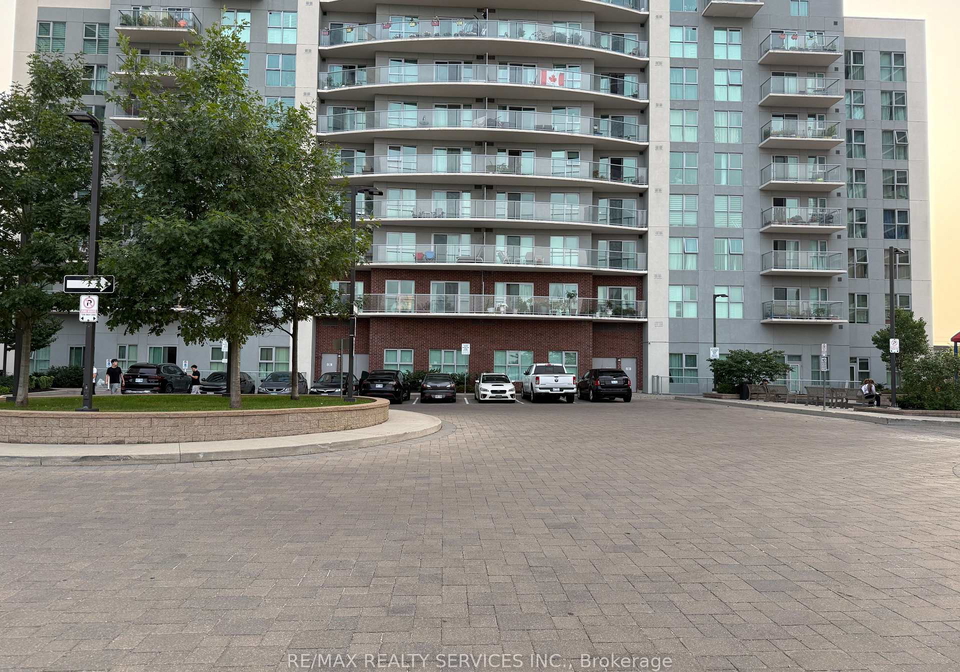 2150-lawrence-avenue-e-scarborough-ontario-e12332509