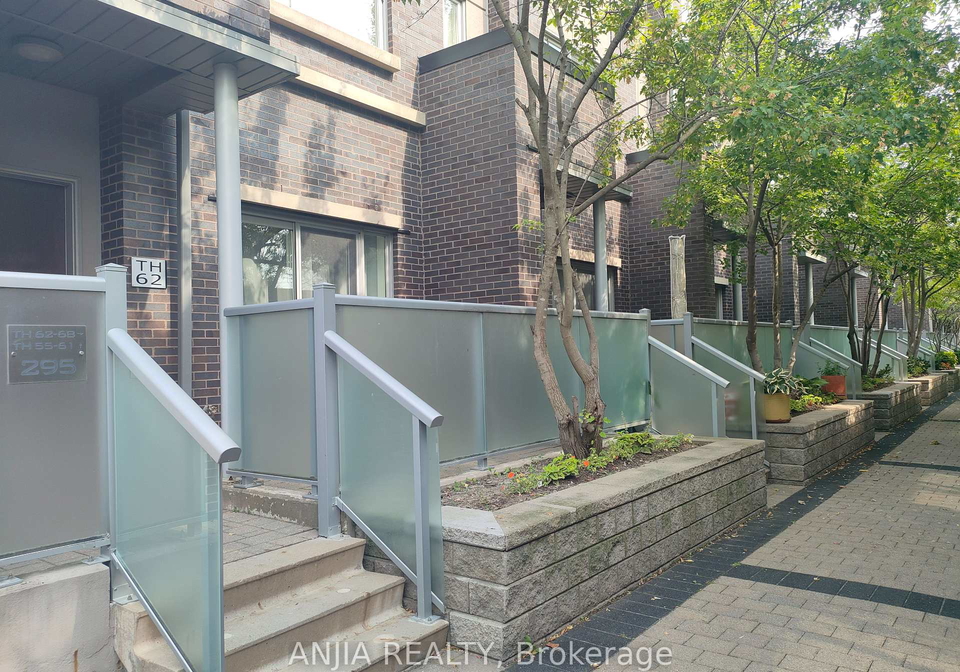 295-village-green-square-scarborough-ontario-e12332780