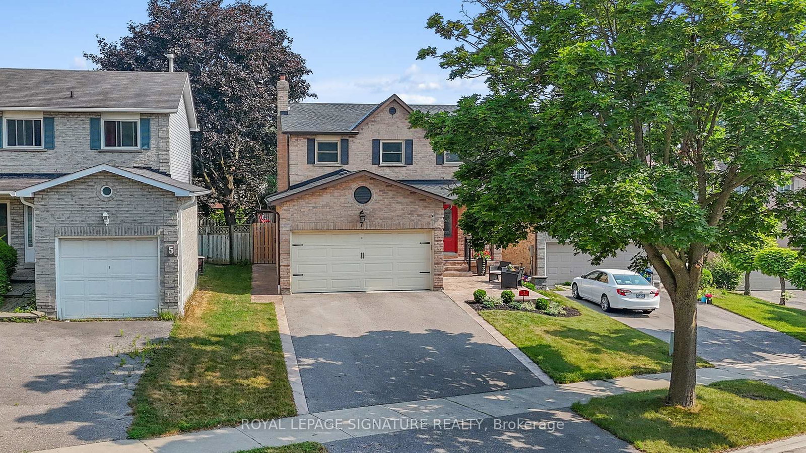 7-long-drive-whitby-ontario-e12332930