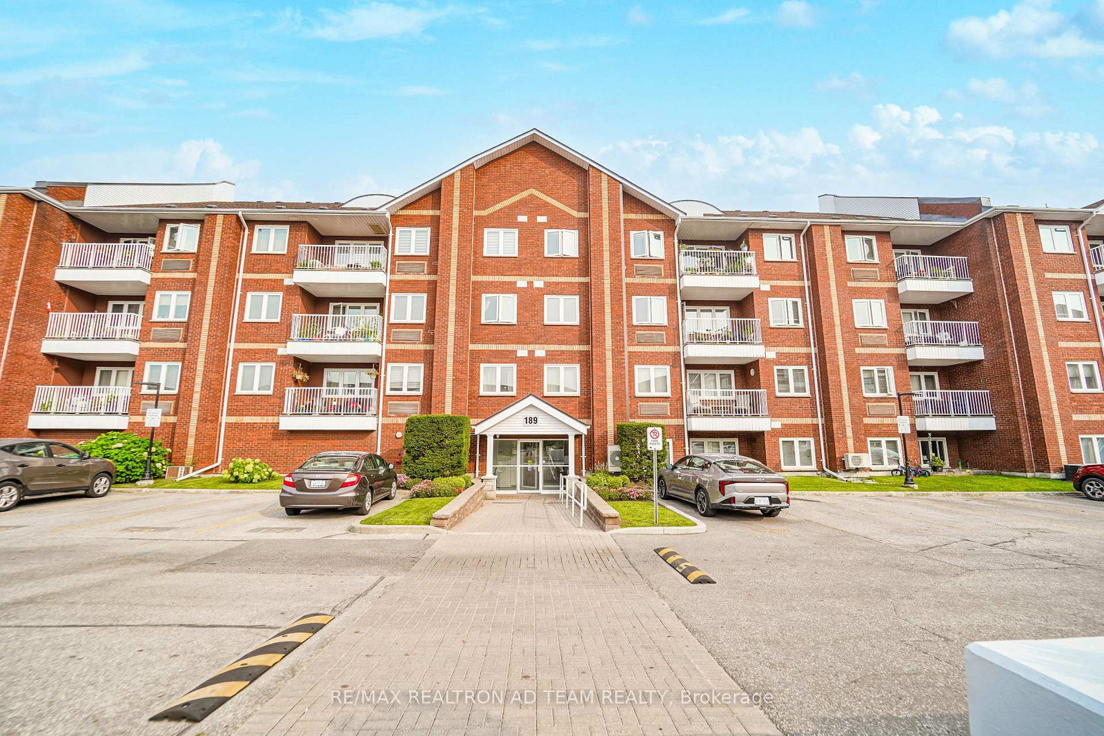 189-lake-driveway-w-ajax-ontario-e12333240