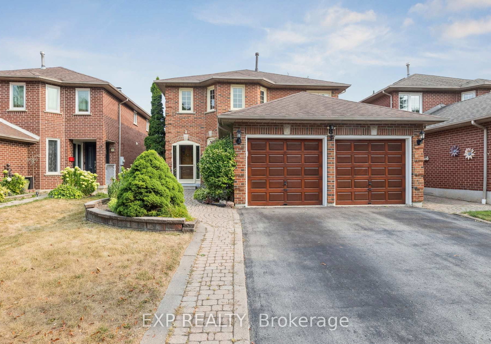 8-martinet-street-whitby-ontario-e12333530