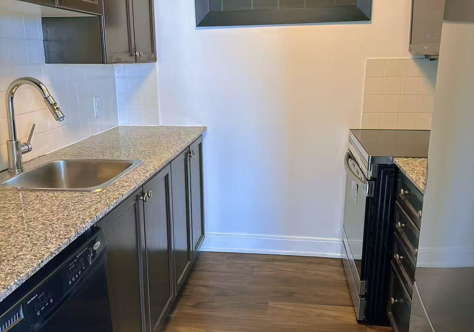 135-village-green-square-scarborough-ontario-e12333683