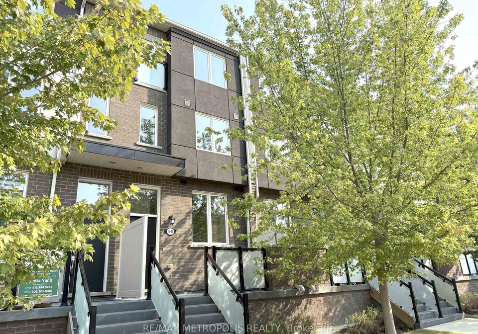 heron-park-place-scarborough-ontario-e12333991