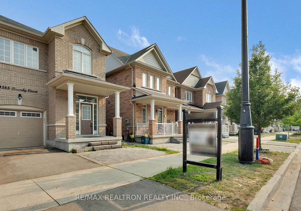 1585-brandy-court-pickering-ontario-e12334438