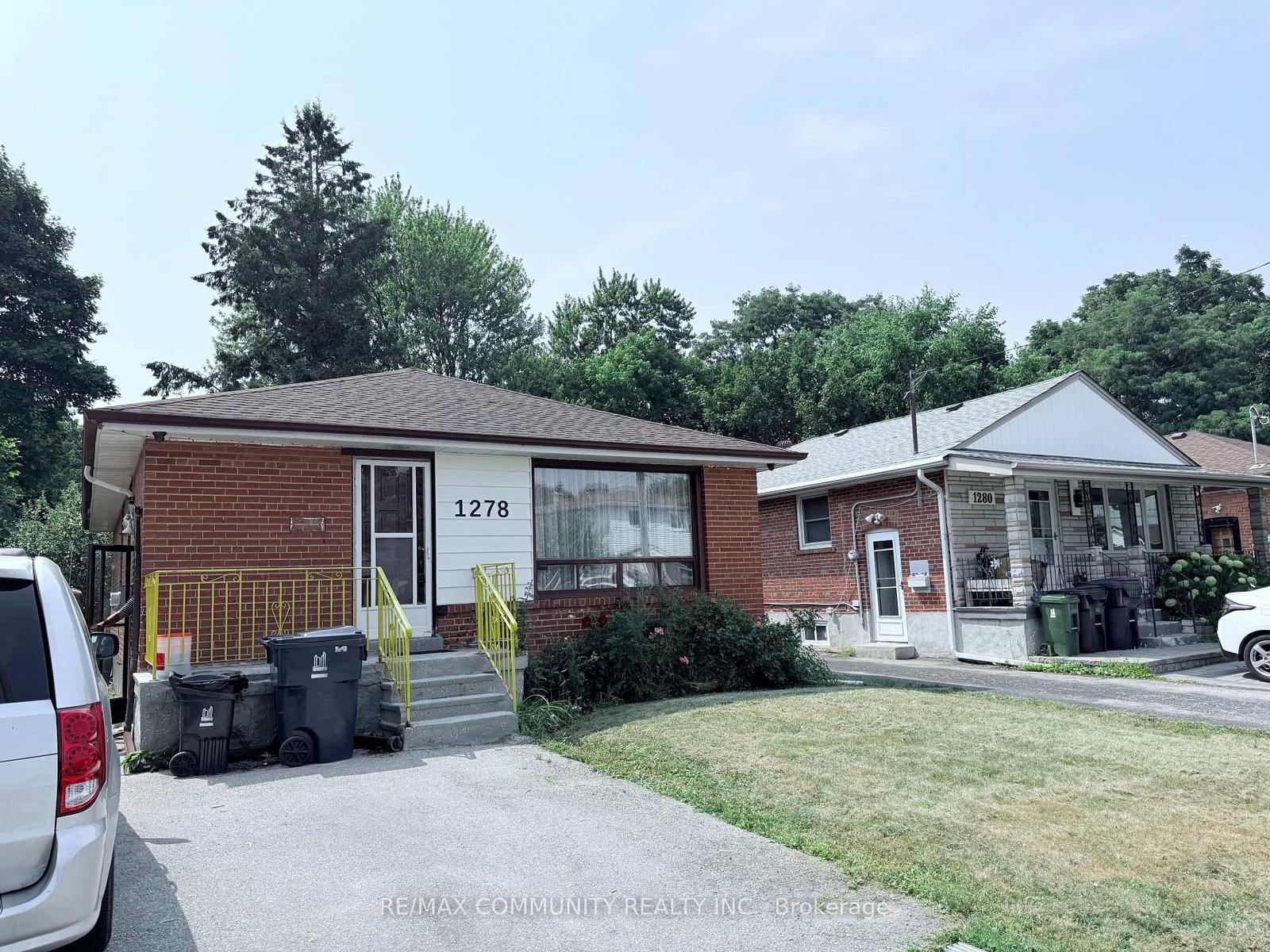 1278-pharmacy-avenue-scarborough-ontario-e12335254