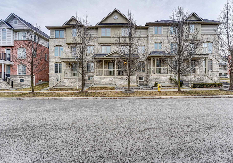 27-hesketh-road-ajax-ontario-e12335982