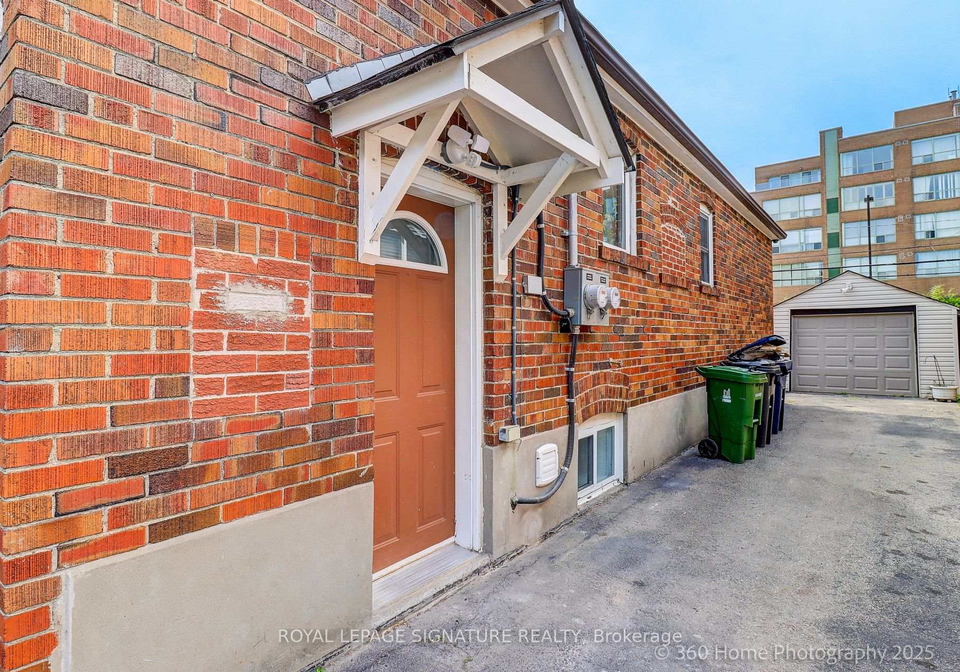 38-westview-boulevard-east-york-ontario-e12335998