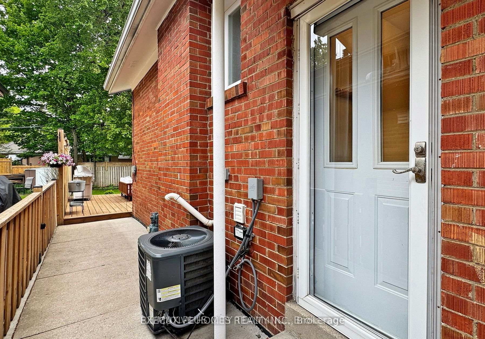 5-penetang-crescent-basement-scarborough-ontario-e12336165