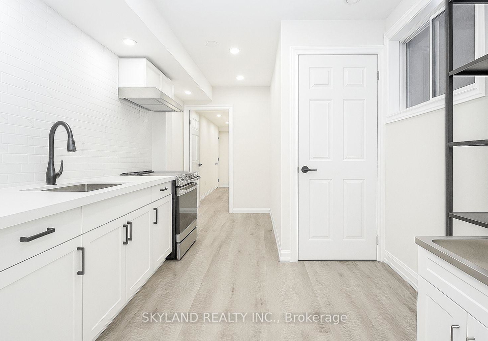 35-heaslip-terrace-scarborough-ontario-e12336260