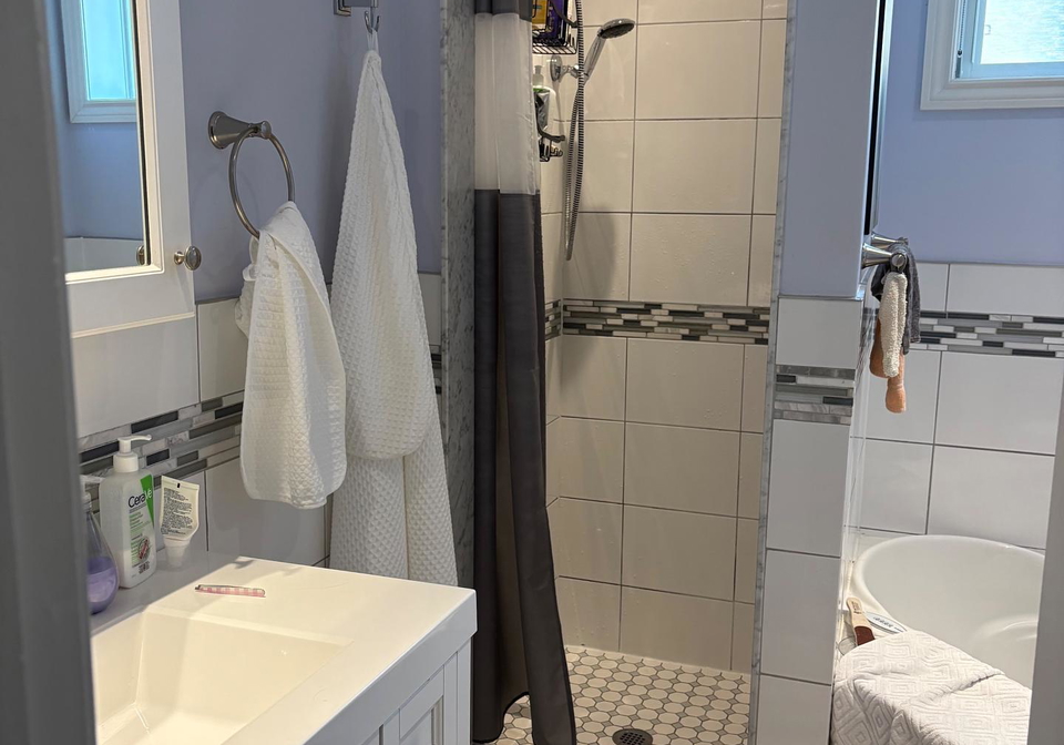 42-hammersmith-avenue-toronto-ontario-e12336588